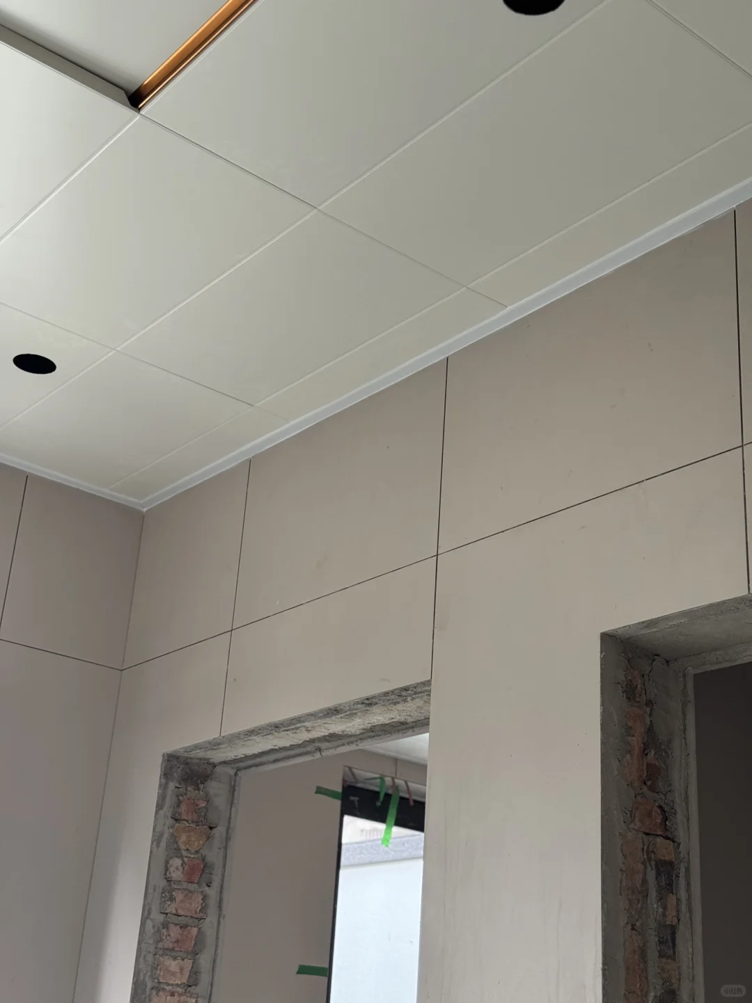 奶油白铝合金扣板