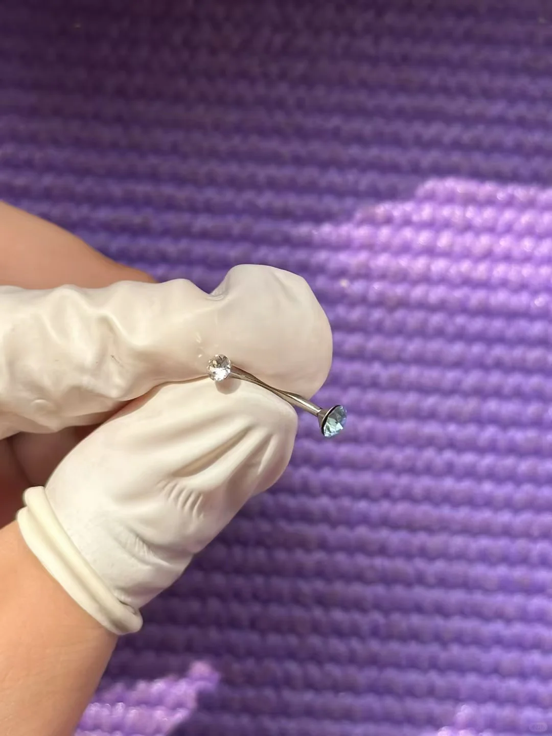 超闪的钛合金眉钉