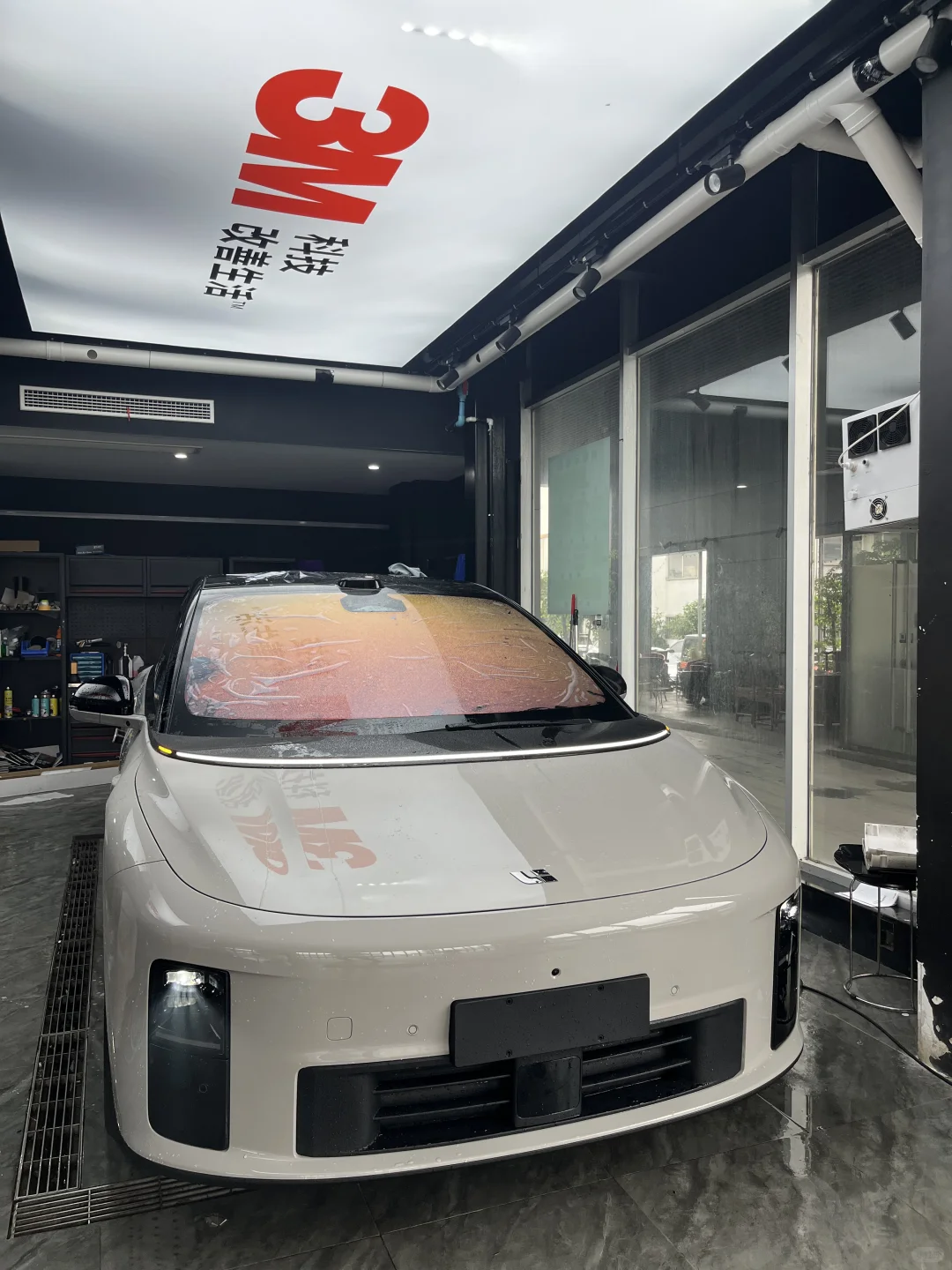 3M臻选系列隔热膜会一直变色吗？