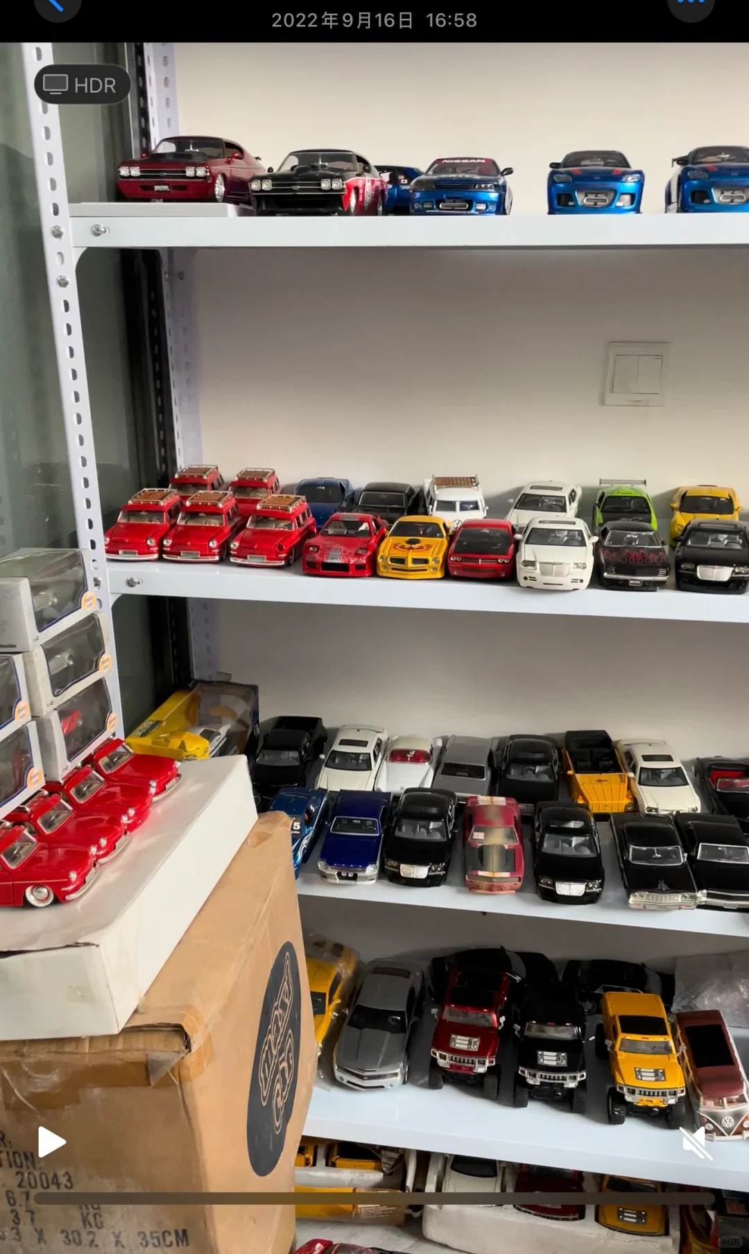 一些年份久远的老货车模 ?