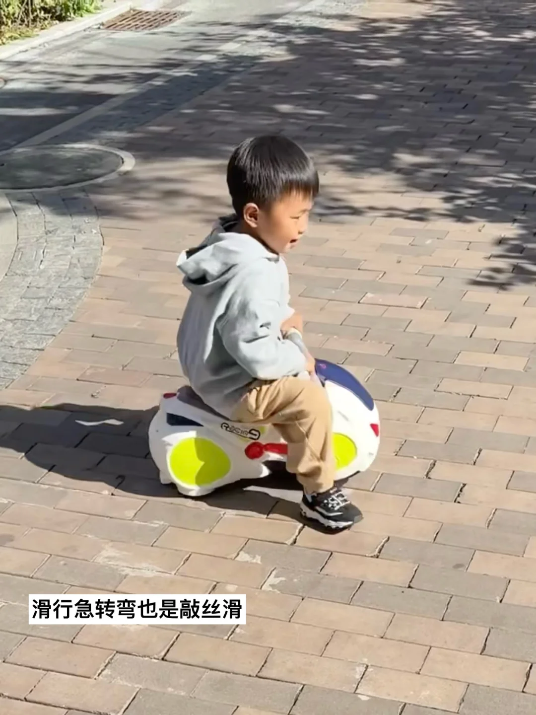 听说我的摊位在小区挺出名的……