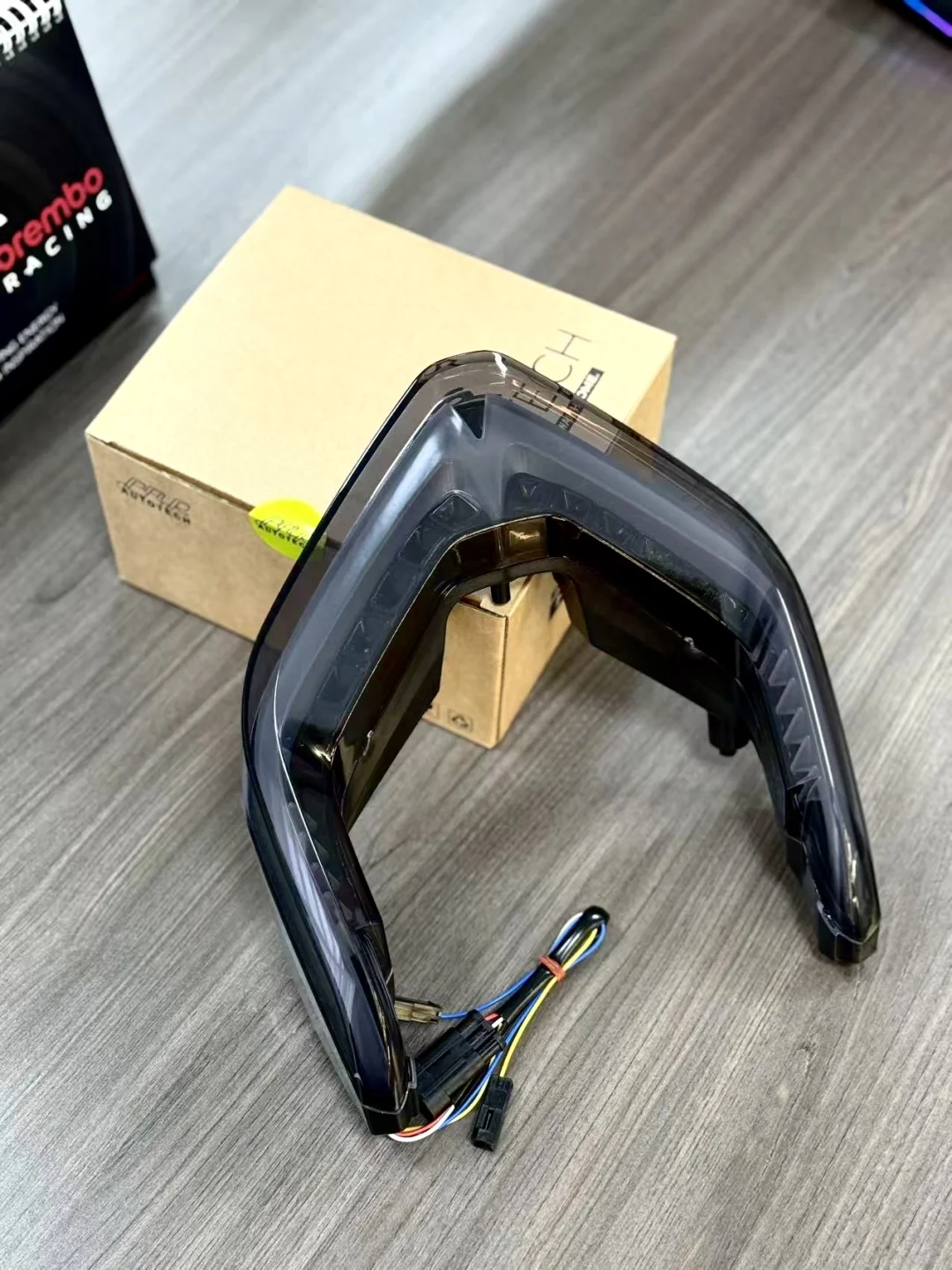 杜卡迪V4/V2 台湾BAR一体式熏黑改装尾灯