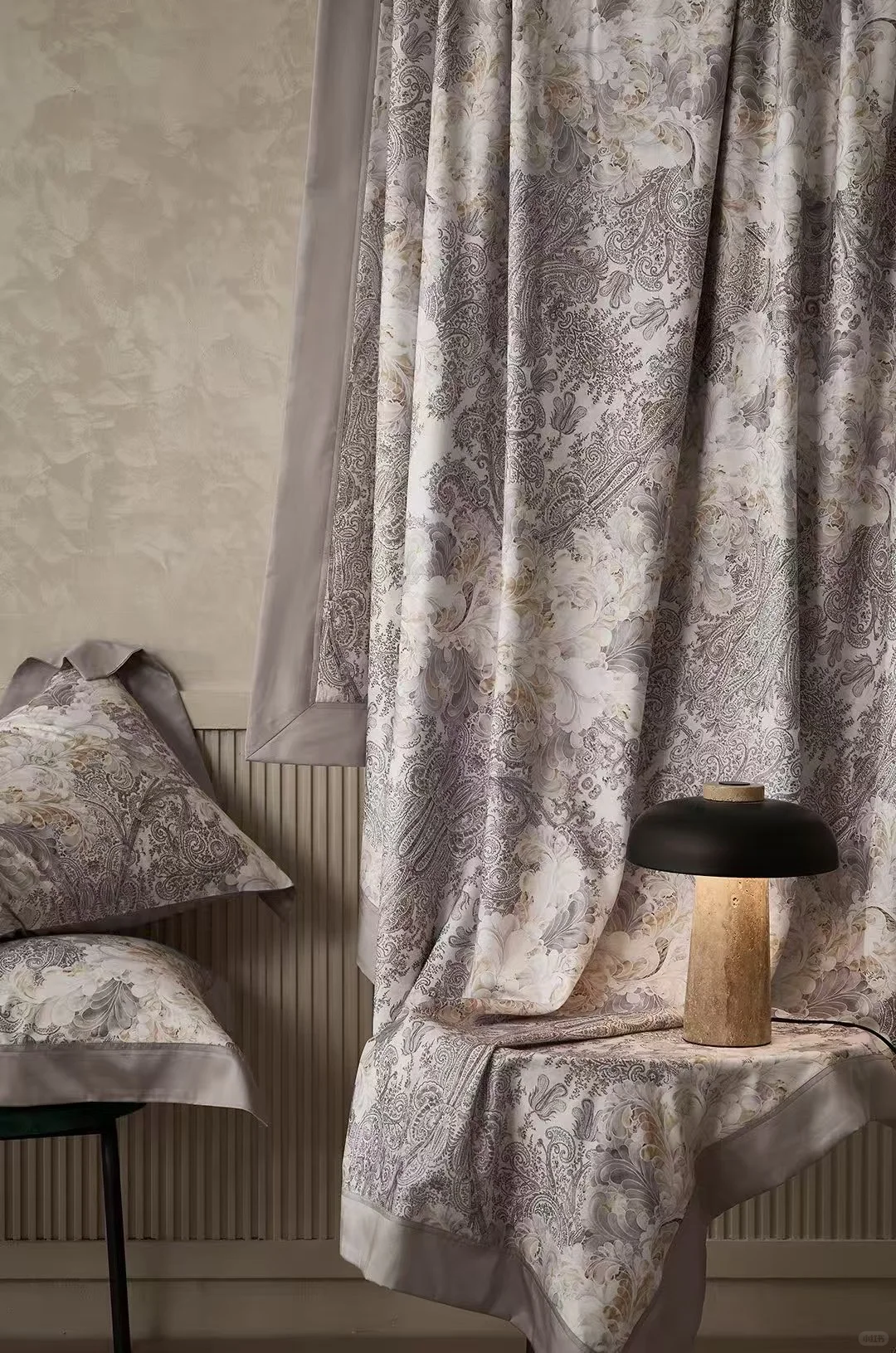 绫罗缎数码印花?奥德莉-山梗紫