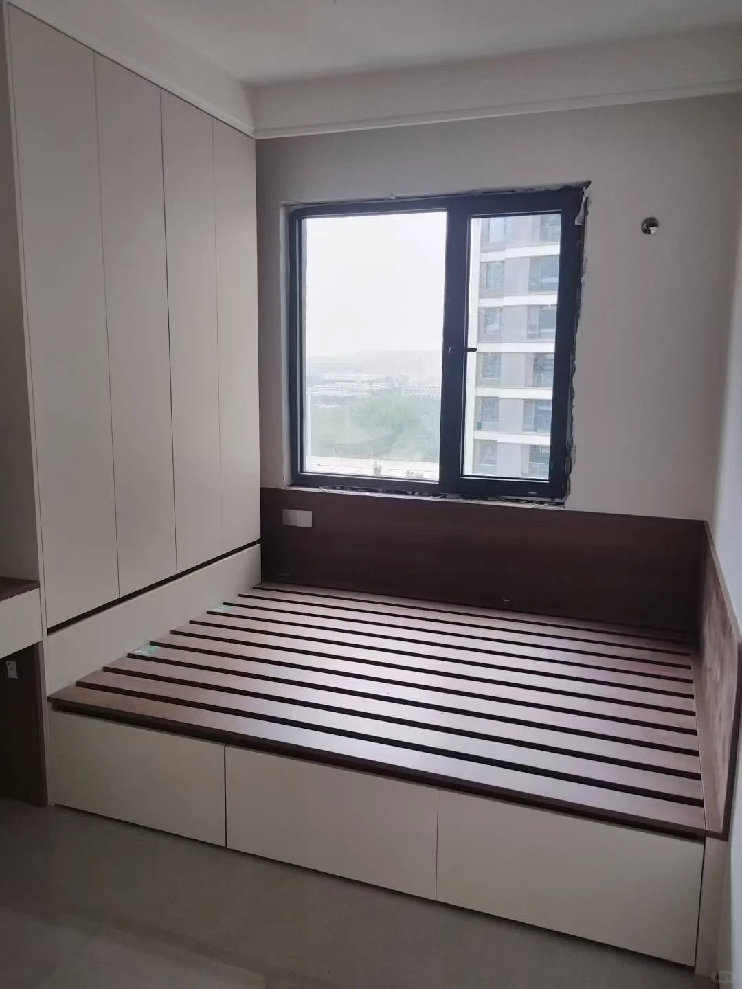 浅浅的装修一下~衣帽间衣柜~