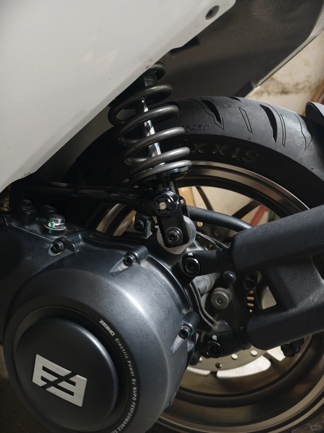 Ae7单枪台湾减震Fitshox不带气瓶版直上