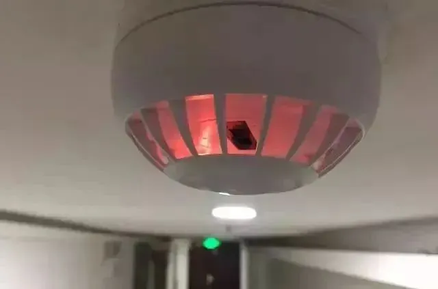 警惕烟感摄像头偷拍