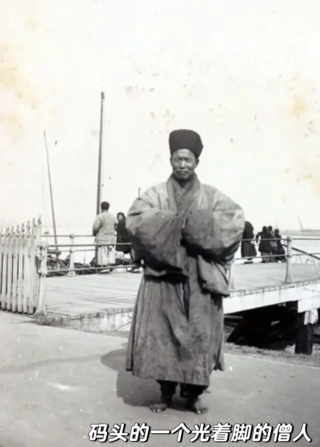 1902年上海龙华寺庙会及热闹的街头影像