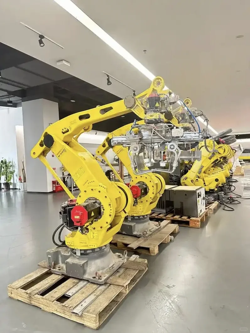 工业物理-发那科数控系统和工业机器人