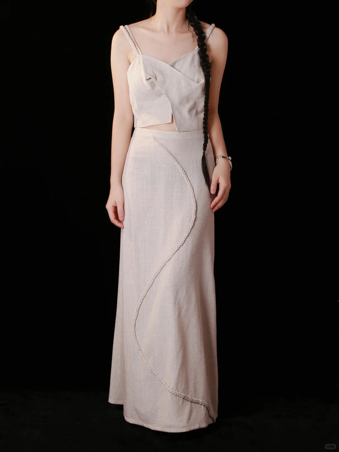 利用辫子做的线条分割设计感的一套