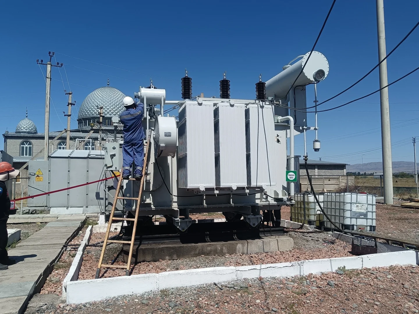 普通人变压器出口创业赚100万的简单门道