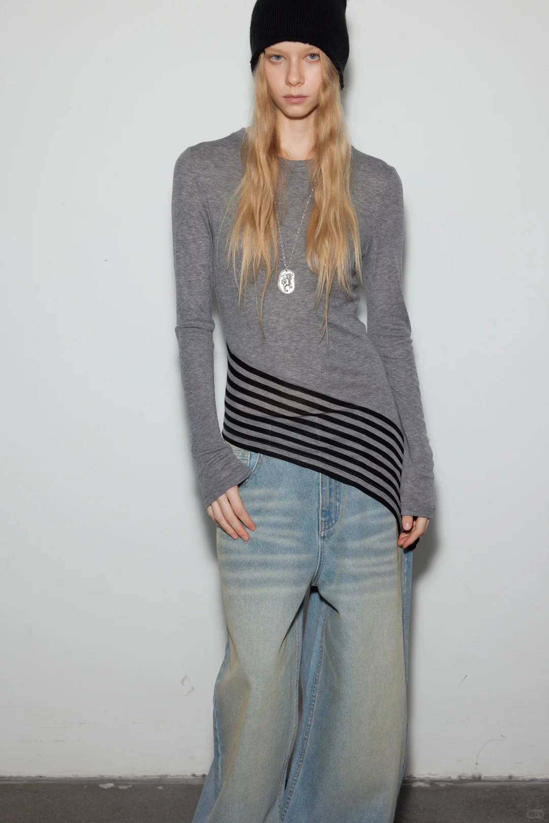 BOLD/italic｜条纹拼接斜摆打底衫