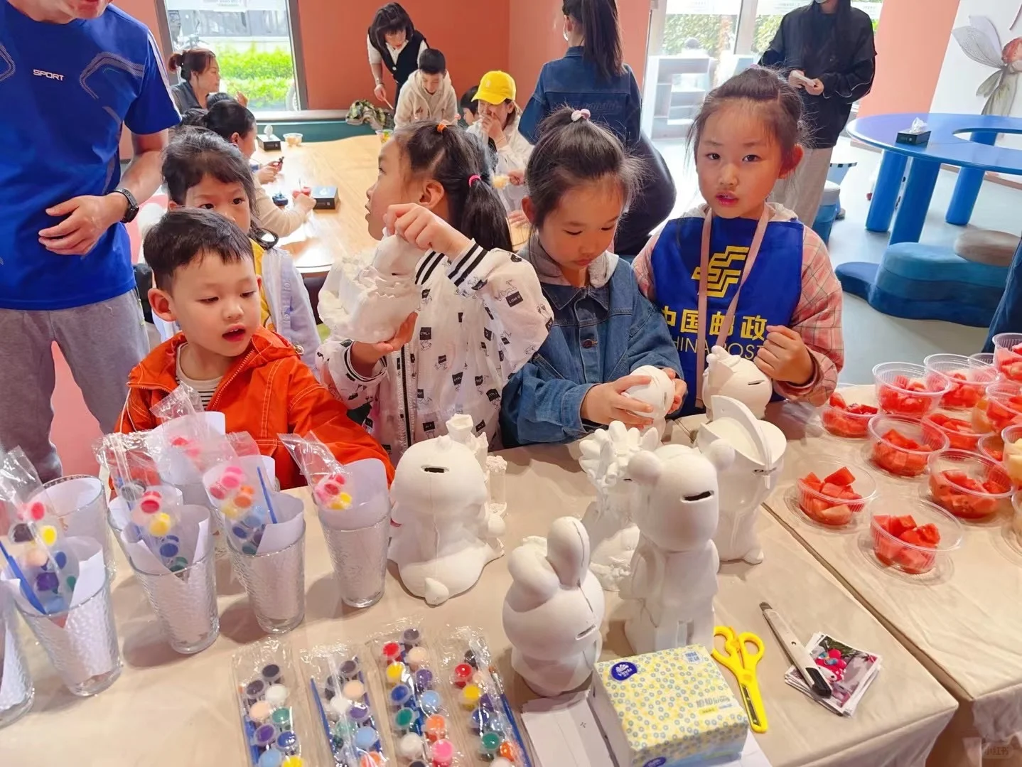 社牛物业又搞事情啦！石膏娃娃彩绘活动太顶