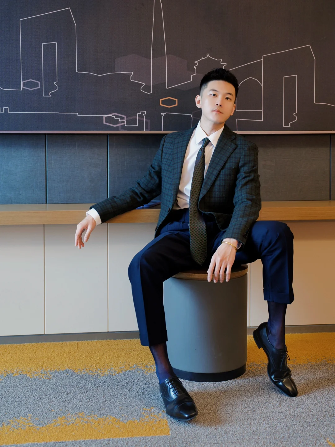 ?｜台风天躲在家试西装