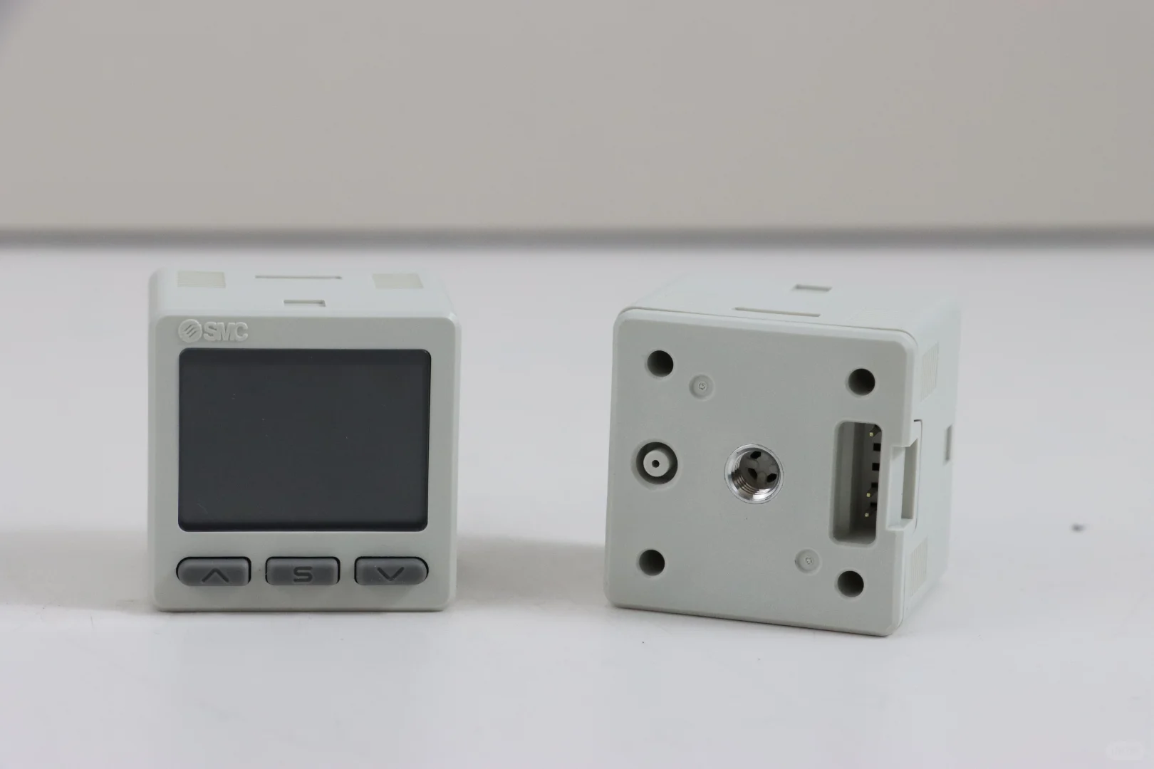 让我来看看是谁还没有拥有SMC的压力表