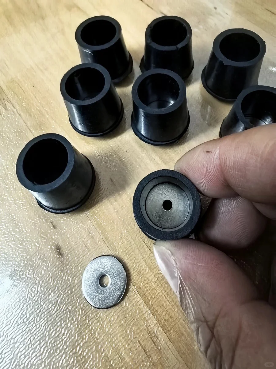 免打孔橡胶脚垫