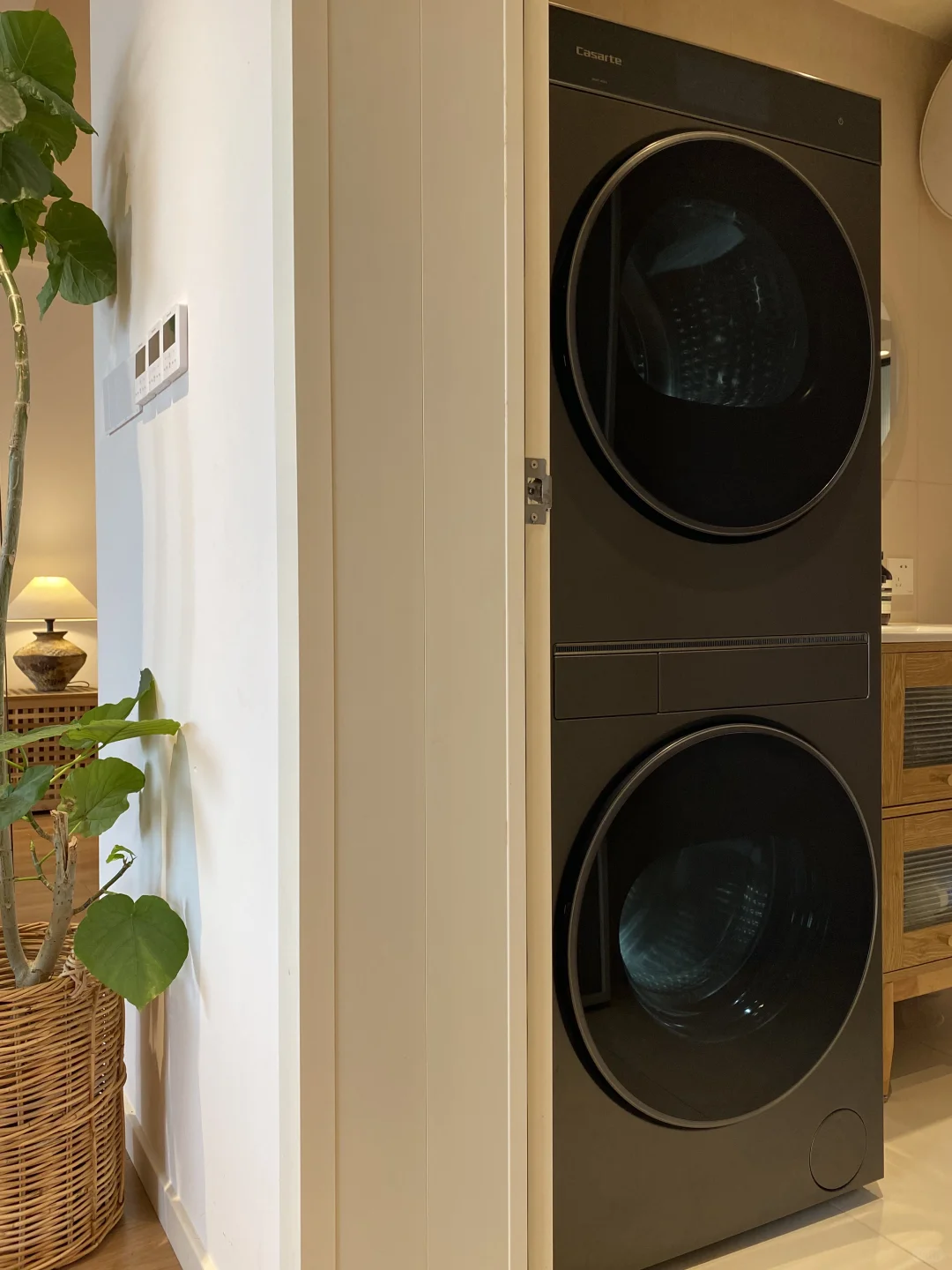 恭喜我吧?30岁终于住进了 dream house?