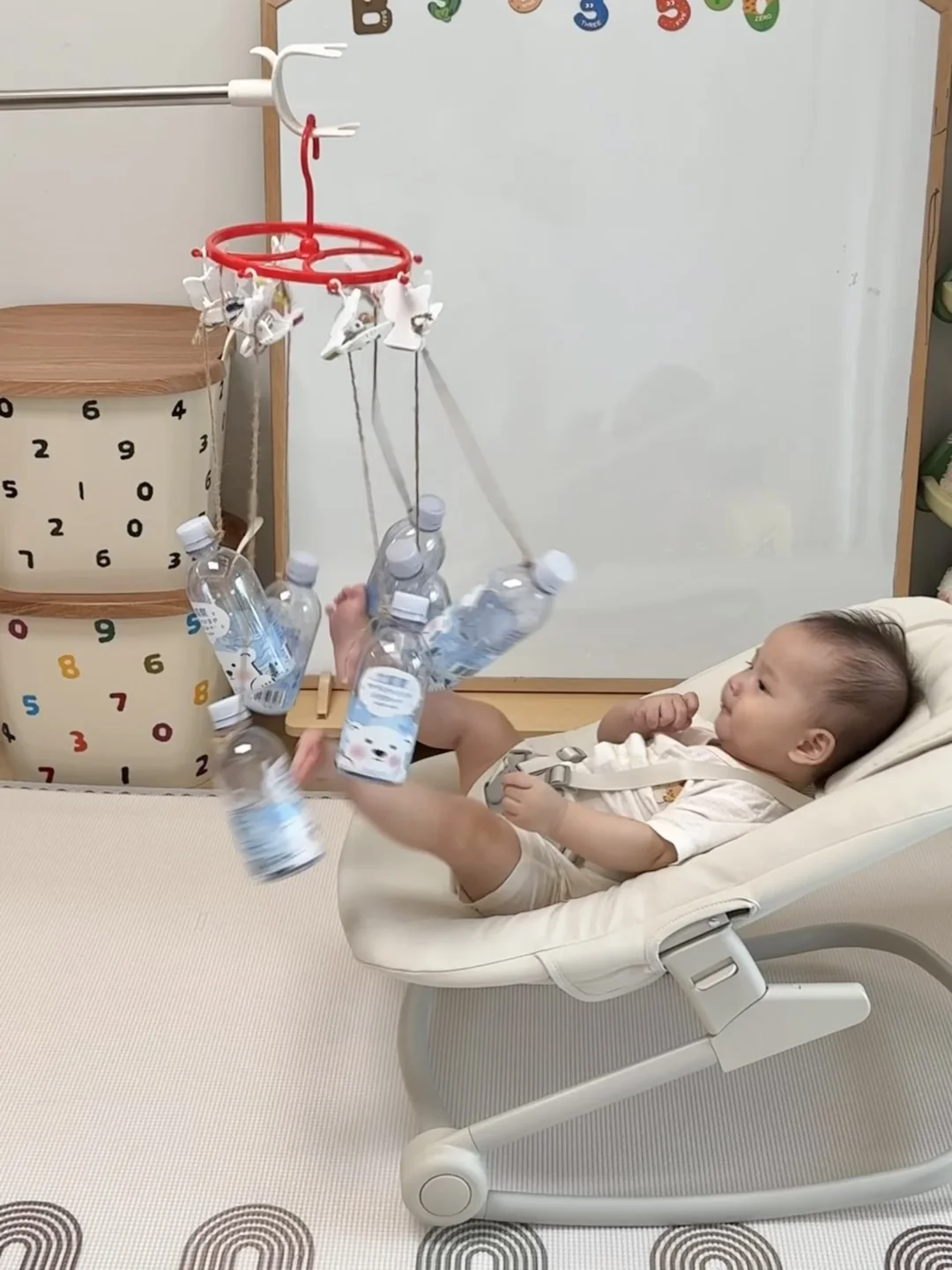 0元自制玩具 已经踢了半小时了?