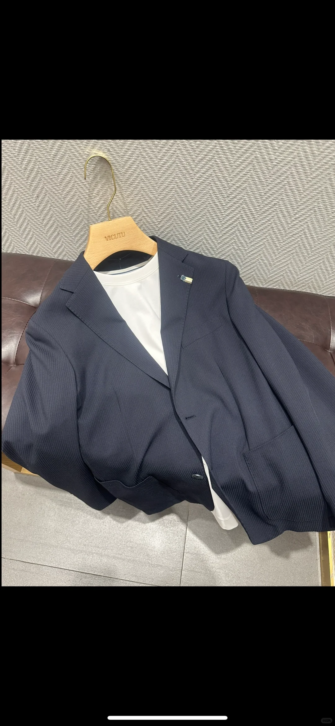 啊啊啊！绝了！这件西装！