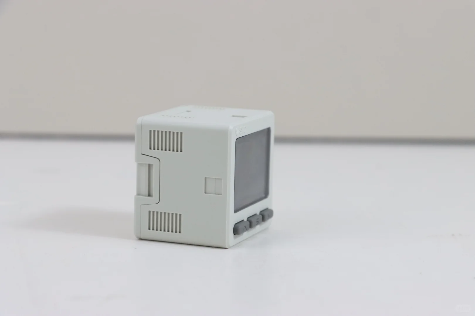 让我来看看是谁还没有拥有SMC的压力表