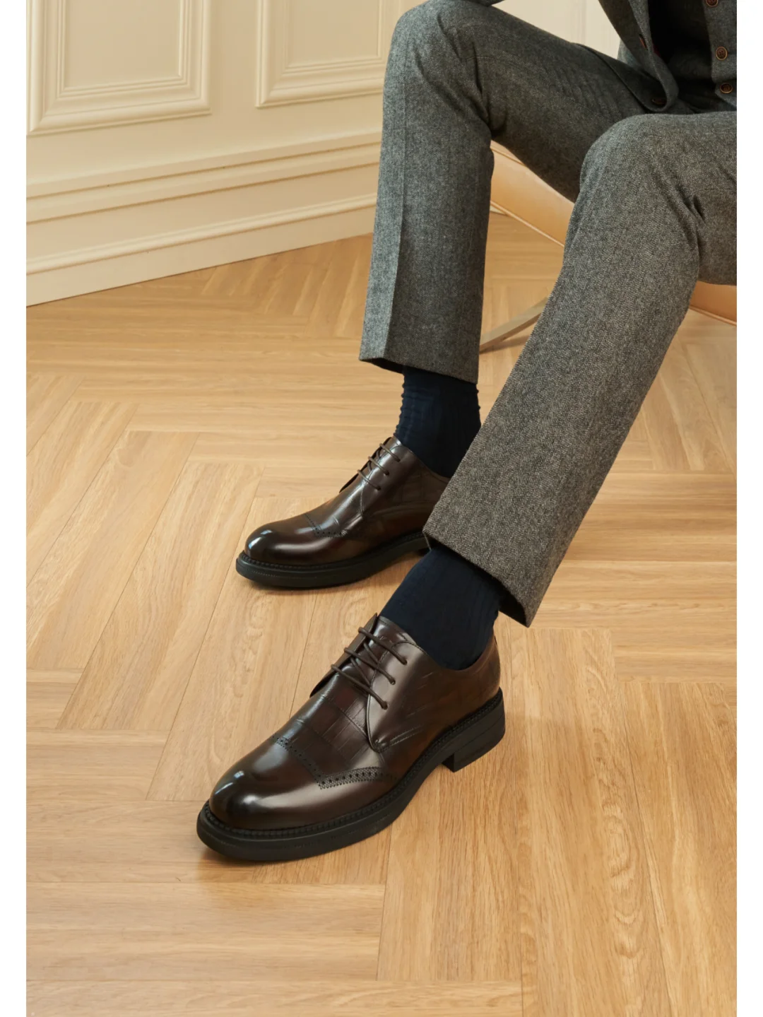 将正装穿成霸总模样