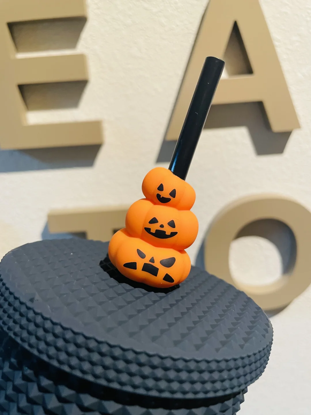 星巴克万圣节暗夜黑系列 765ml塑料榴莲杯