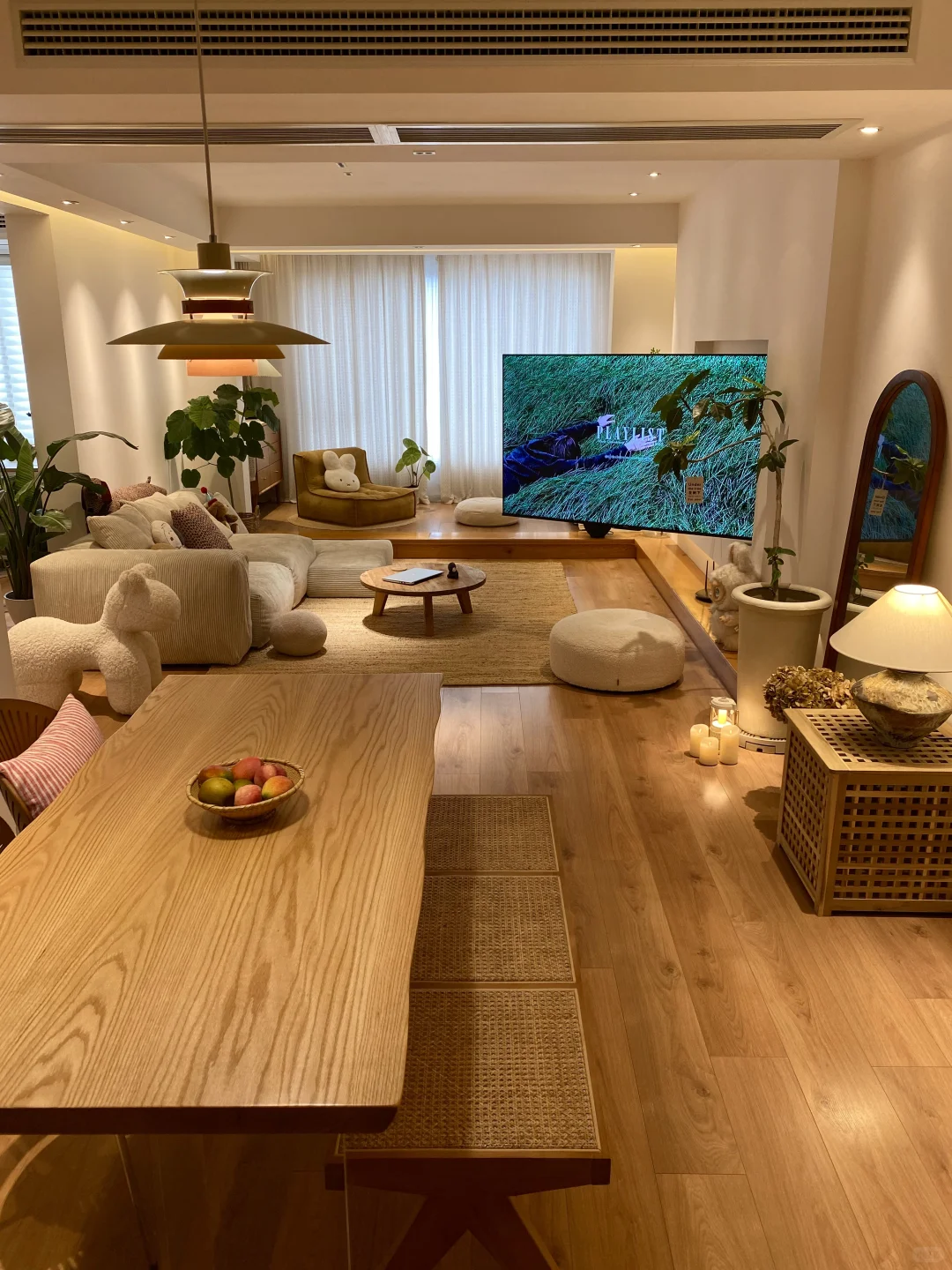 恭喜我吧?30岁终于住进了 dream house?