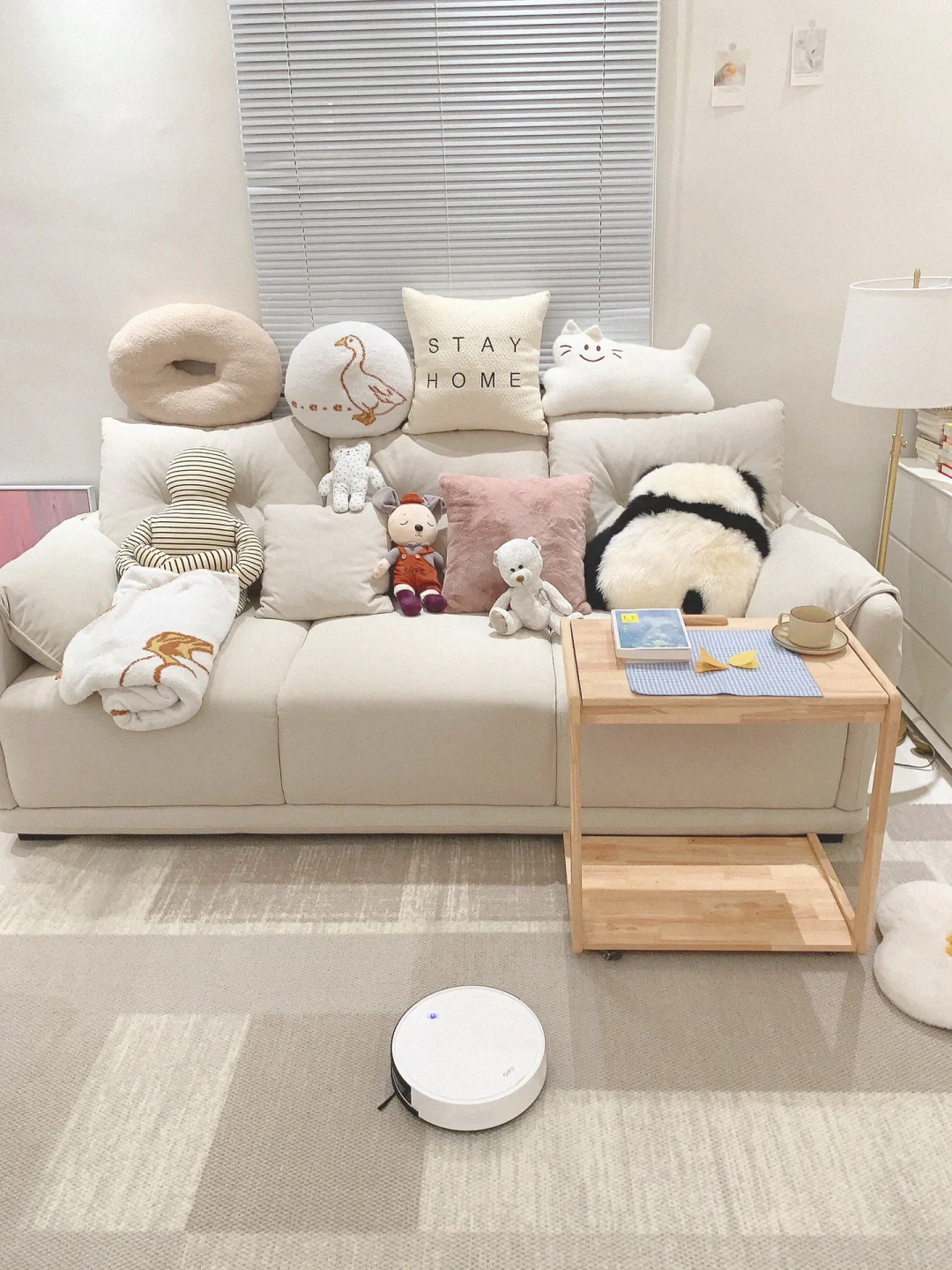 听我一句劝，窗帘做隔断，大单间能变一室一厅