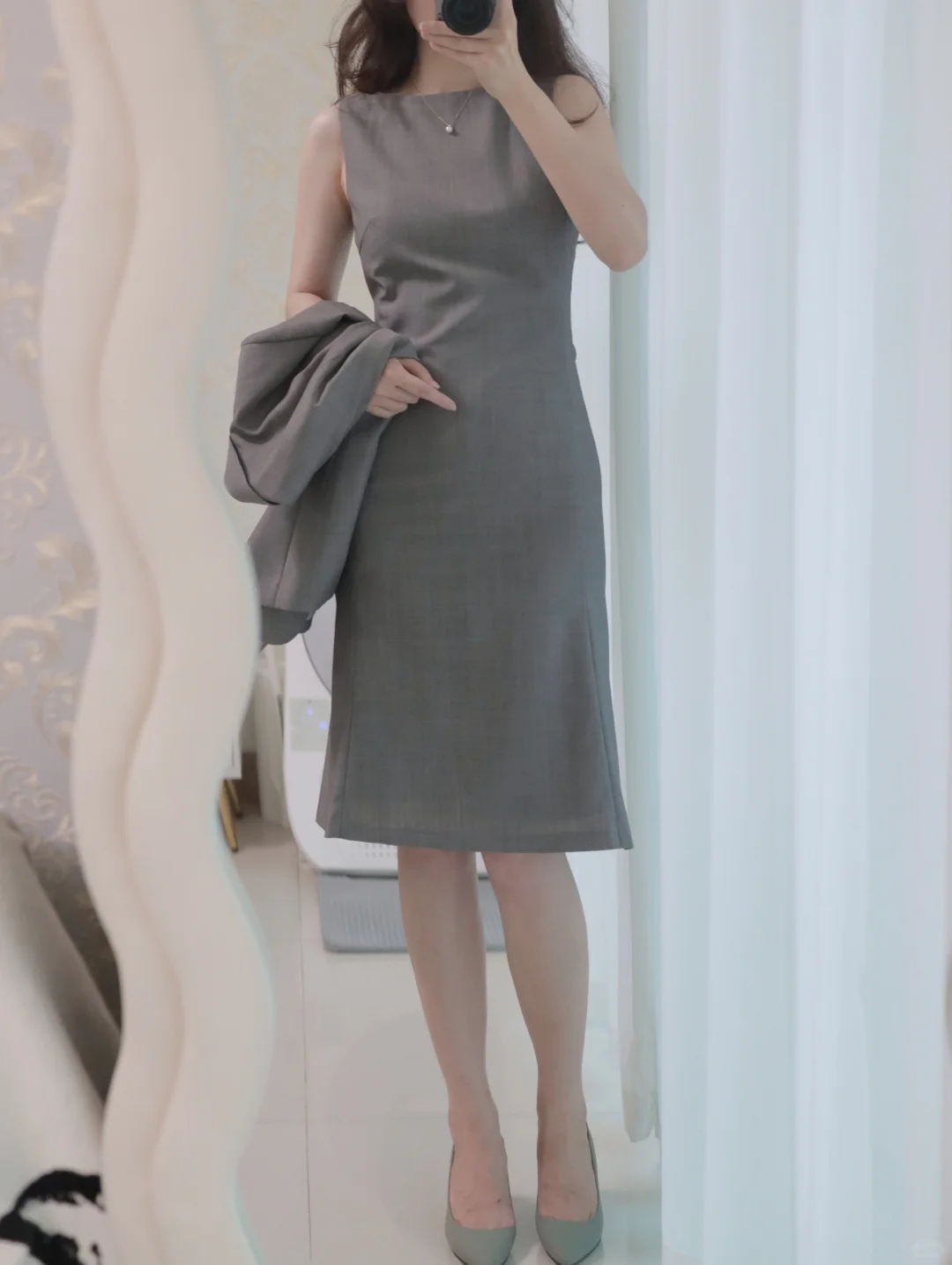 初秋高智感格雷系穿搭|穿上就是S lady