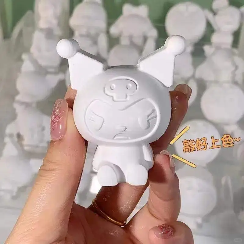 ?地摊新宠！娃娃涂色太上头了