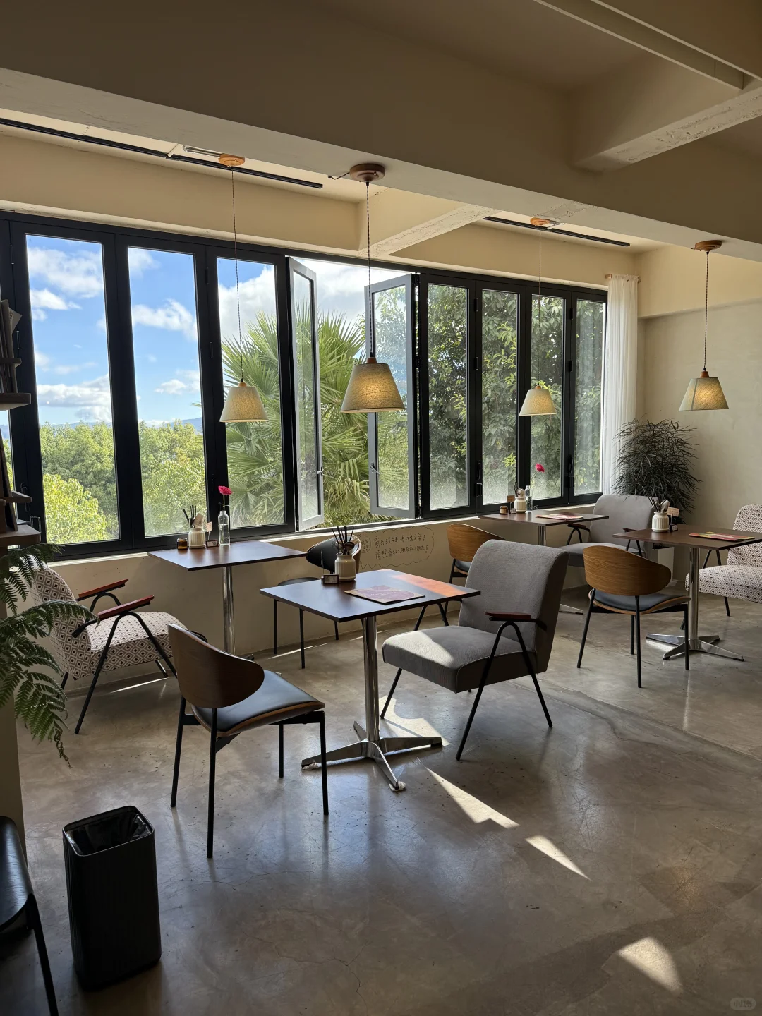 大理这家有机餐厅,像走进一场“安心生活”