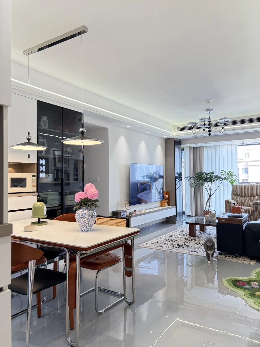 85㎡小户型，客餐厅一体就这样布置吧～