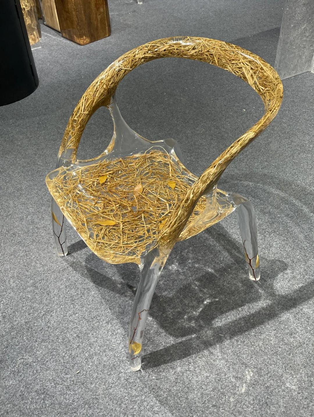 田埂边的稻草?,居然被我“封印”成椅子!