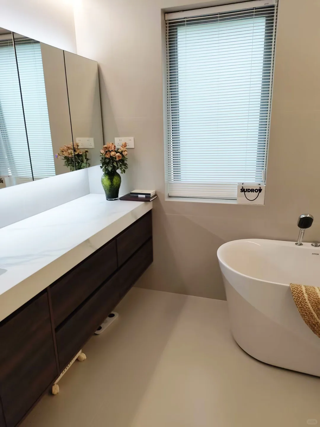 成都240㎡?极简x中古，美的一塌糊涂！