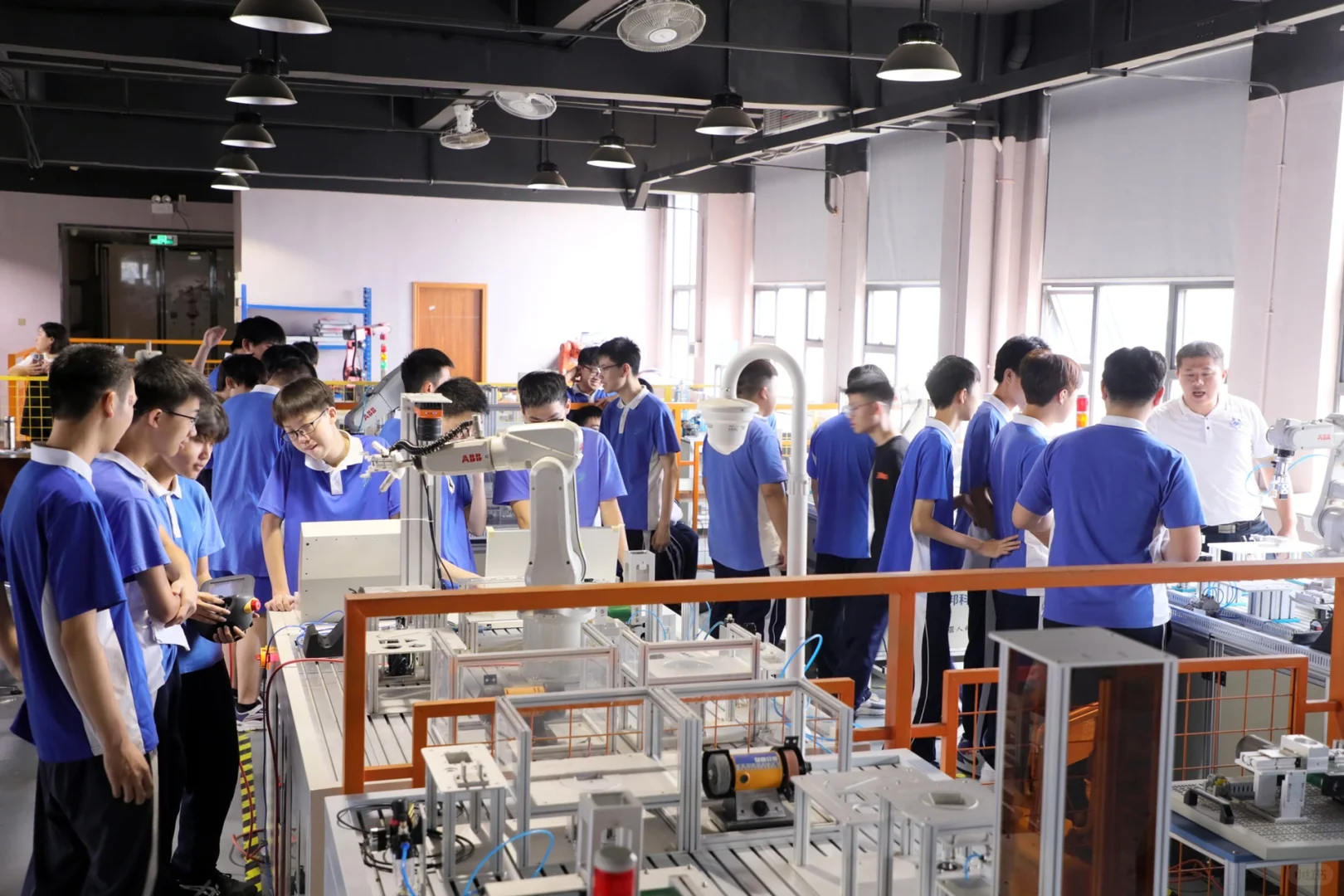 热门专业解析——工业机器人