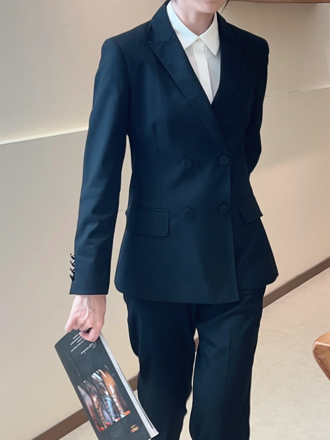 公务员体制内面试通勤的气质套装