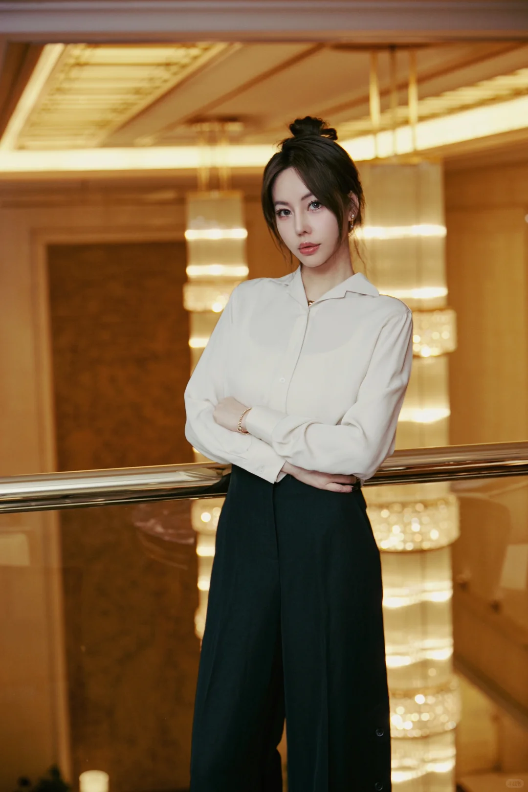 高智感清冷随性搭配?上班通勤无压力