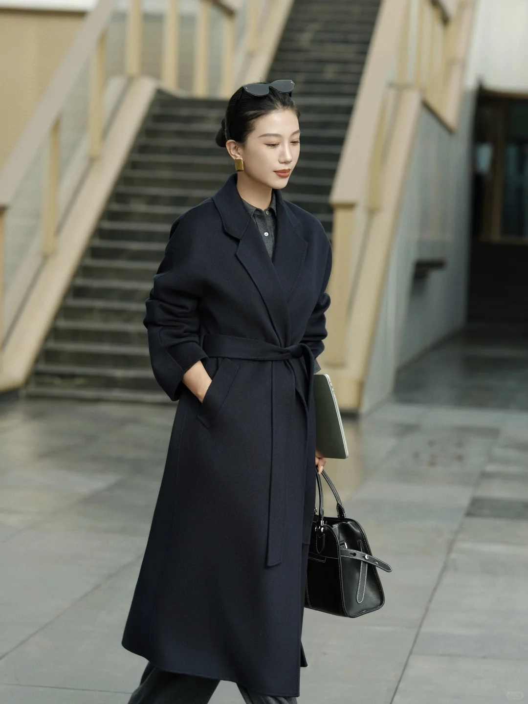 高智感蓝灰配色，步履所至，皆是主场