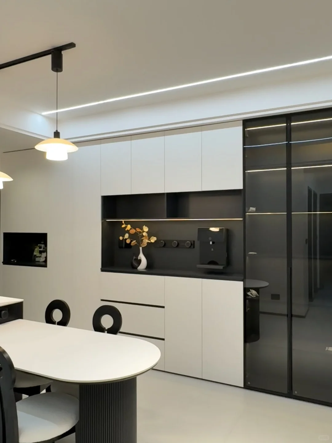 适懒化的全屋智能家居系统哪个品牌好