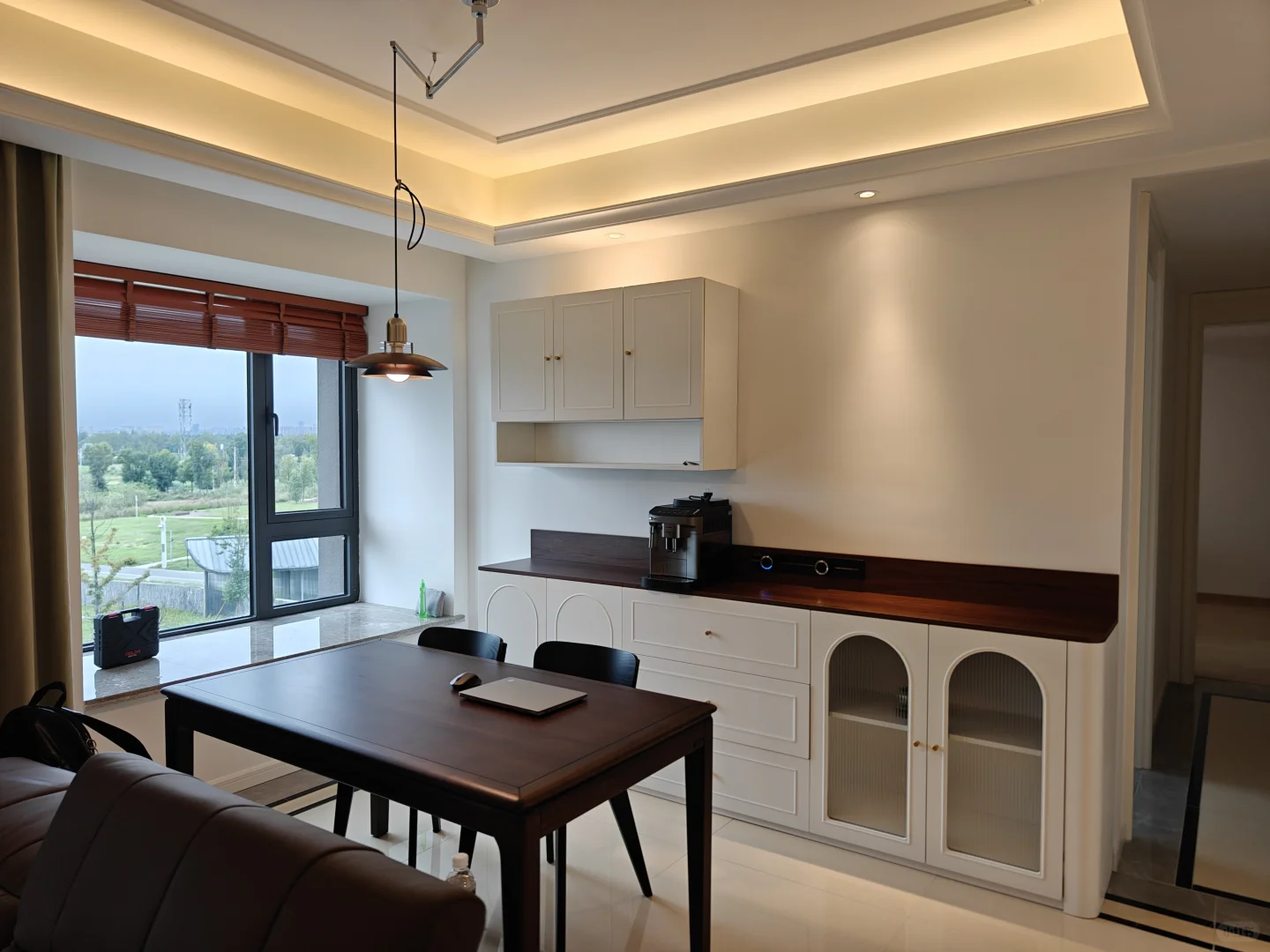 法式一体餐边柜｜餐厨收纳的优雅解法