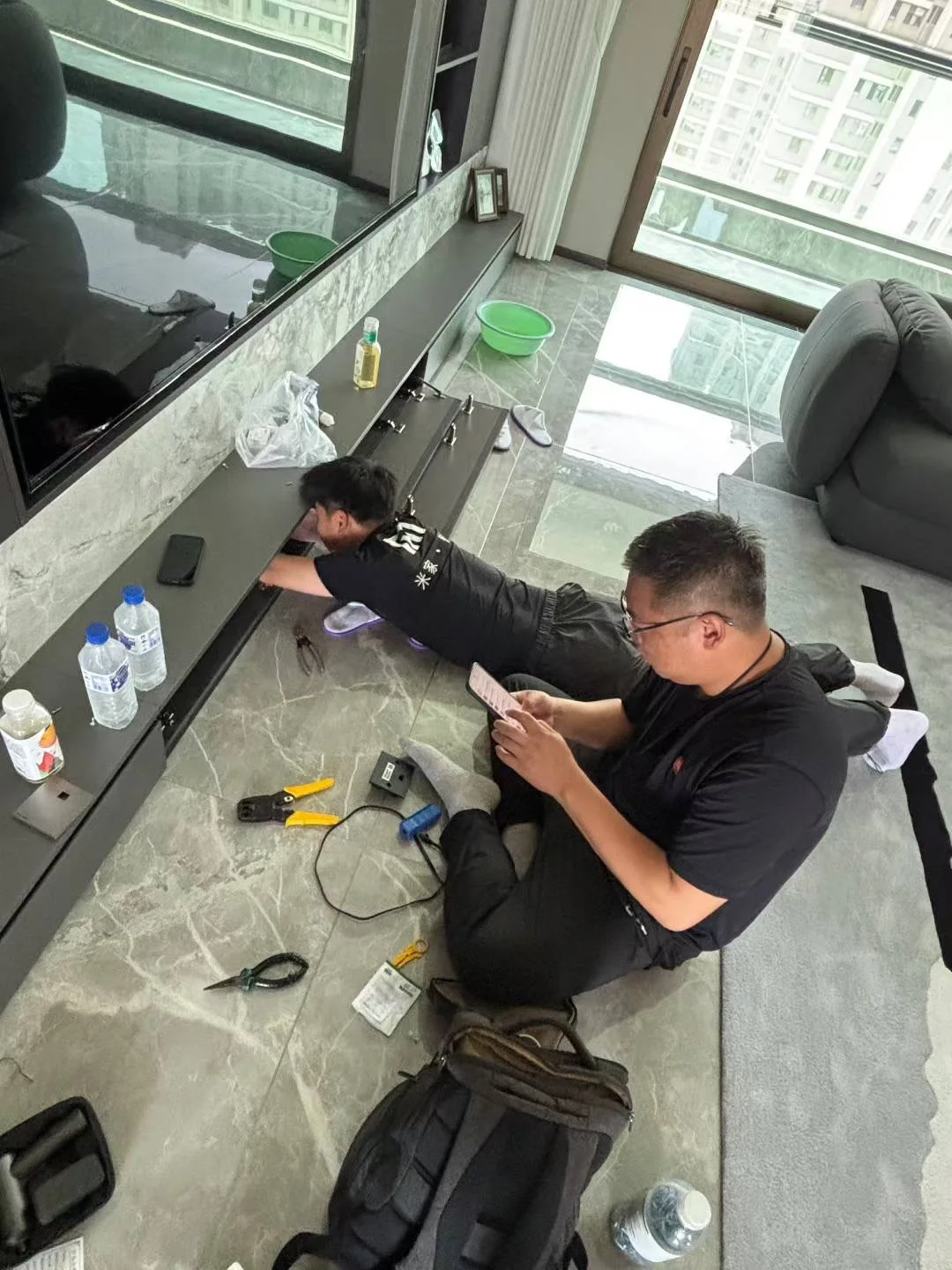 智能家居安装现场