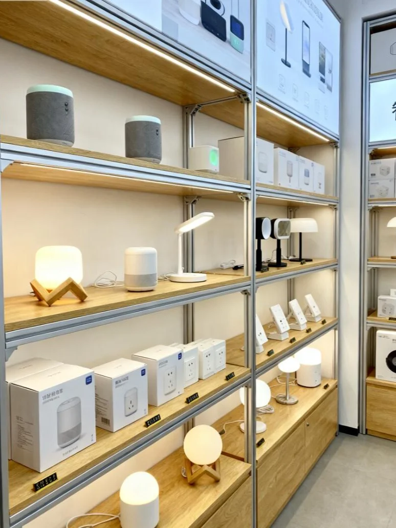 智能家居店陈列架｜这展示架把科技感与质感