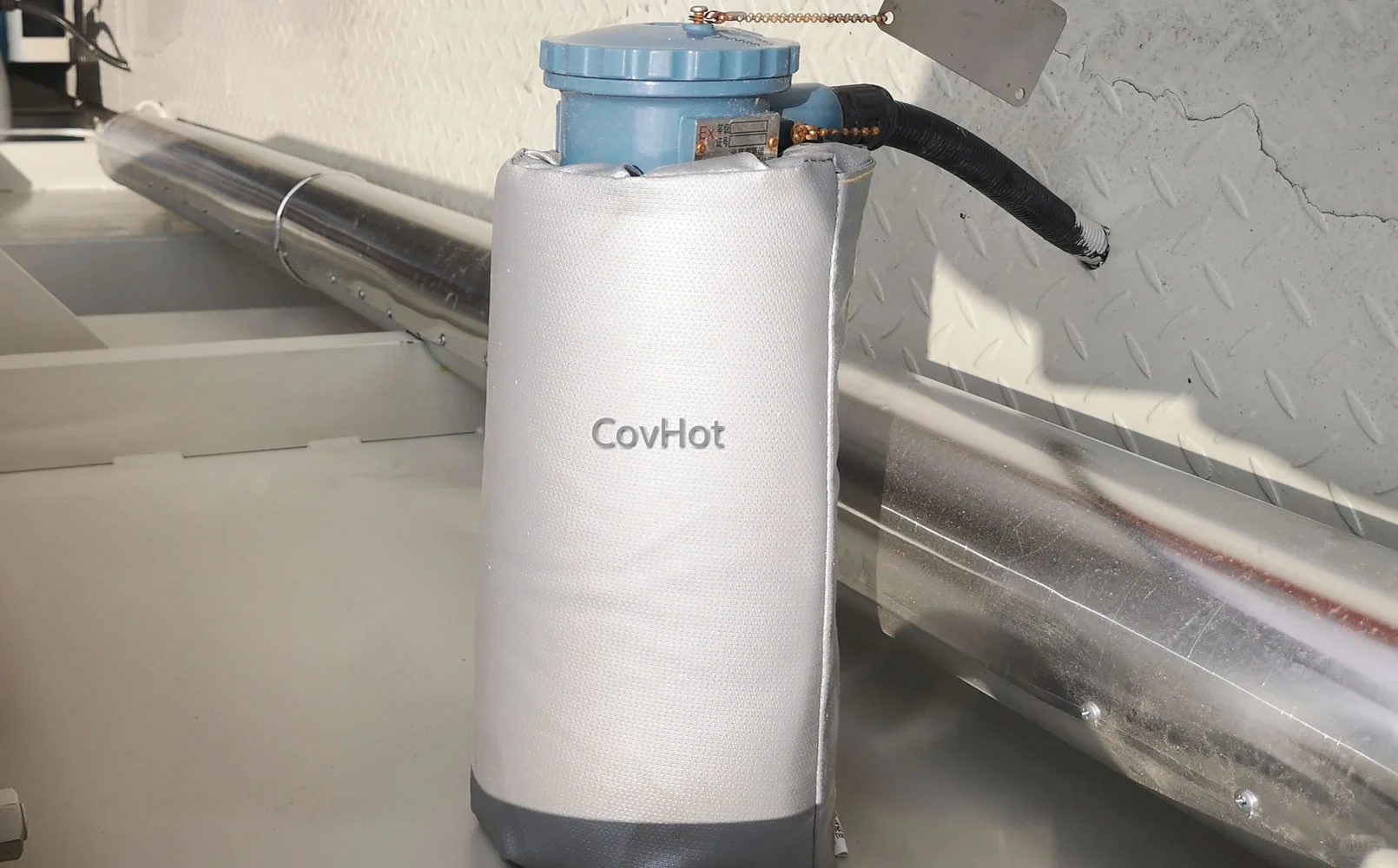 告别冻堵与损坏：保温套守护冬季压力表安全