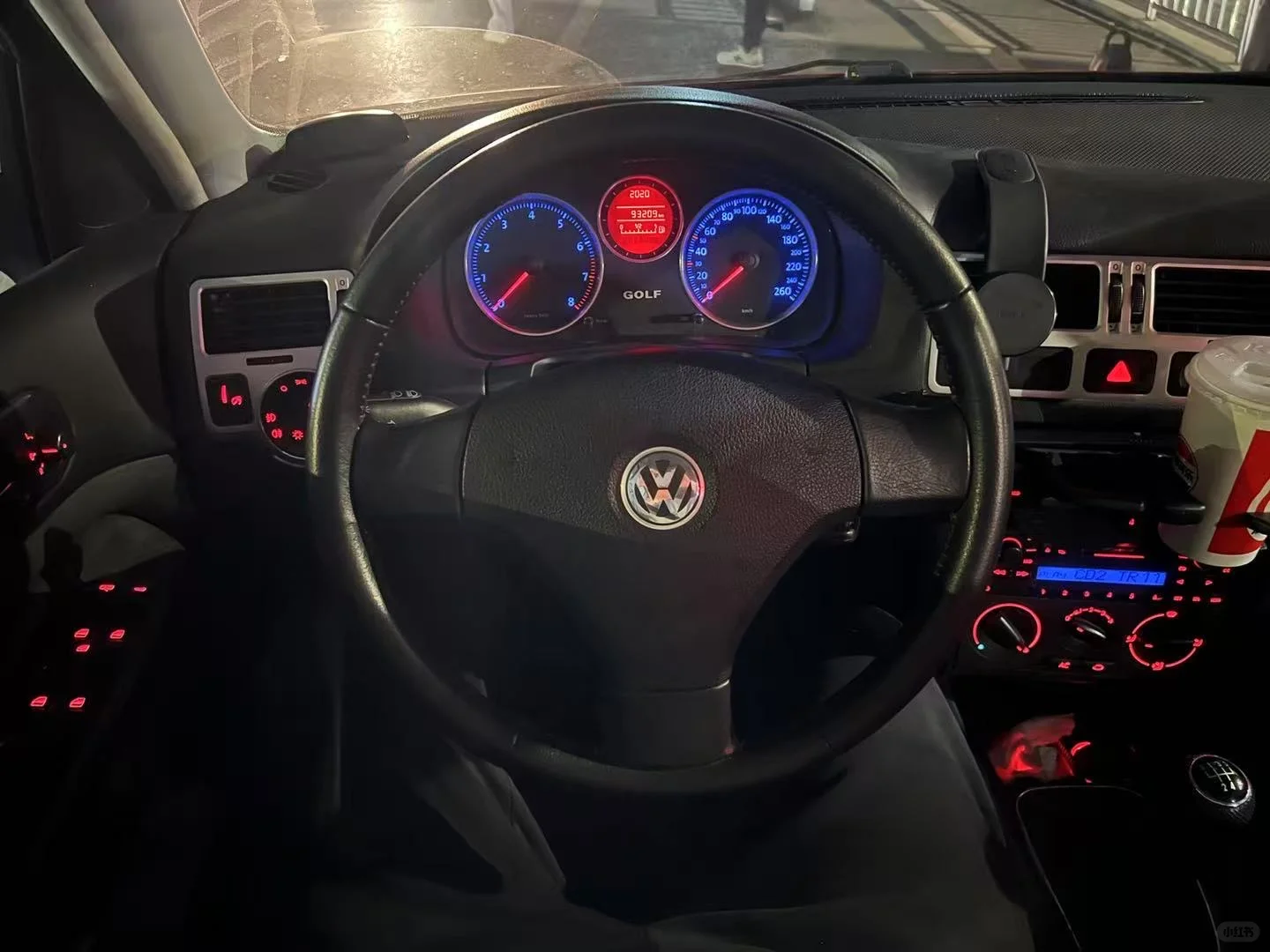 高尔夫4新仪表已装车,又纯粹了不少