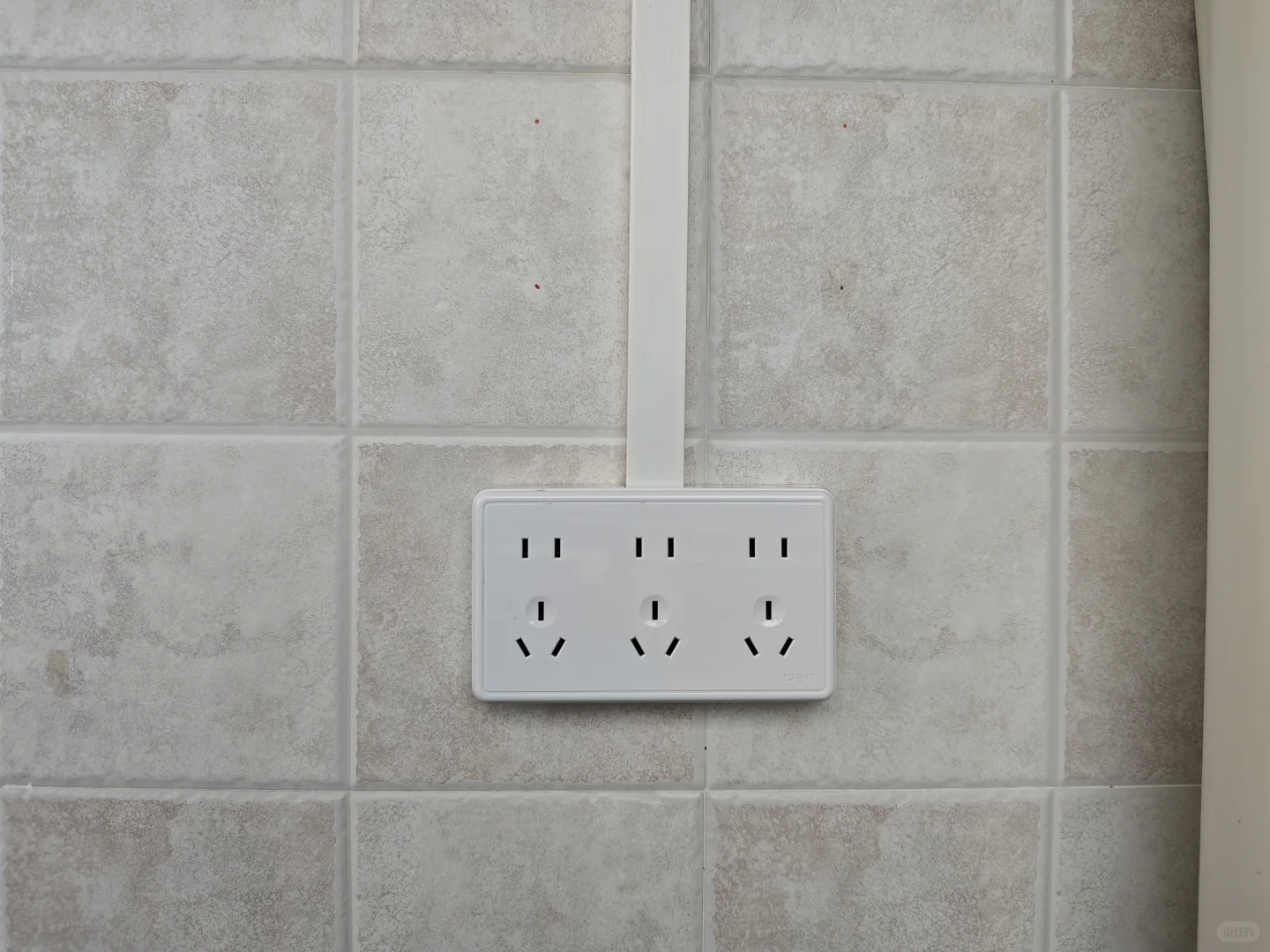 西安电工拉零线