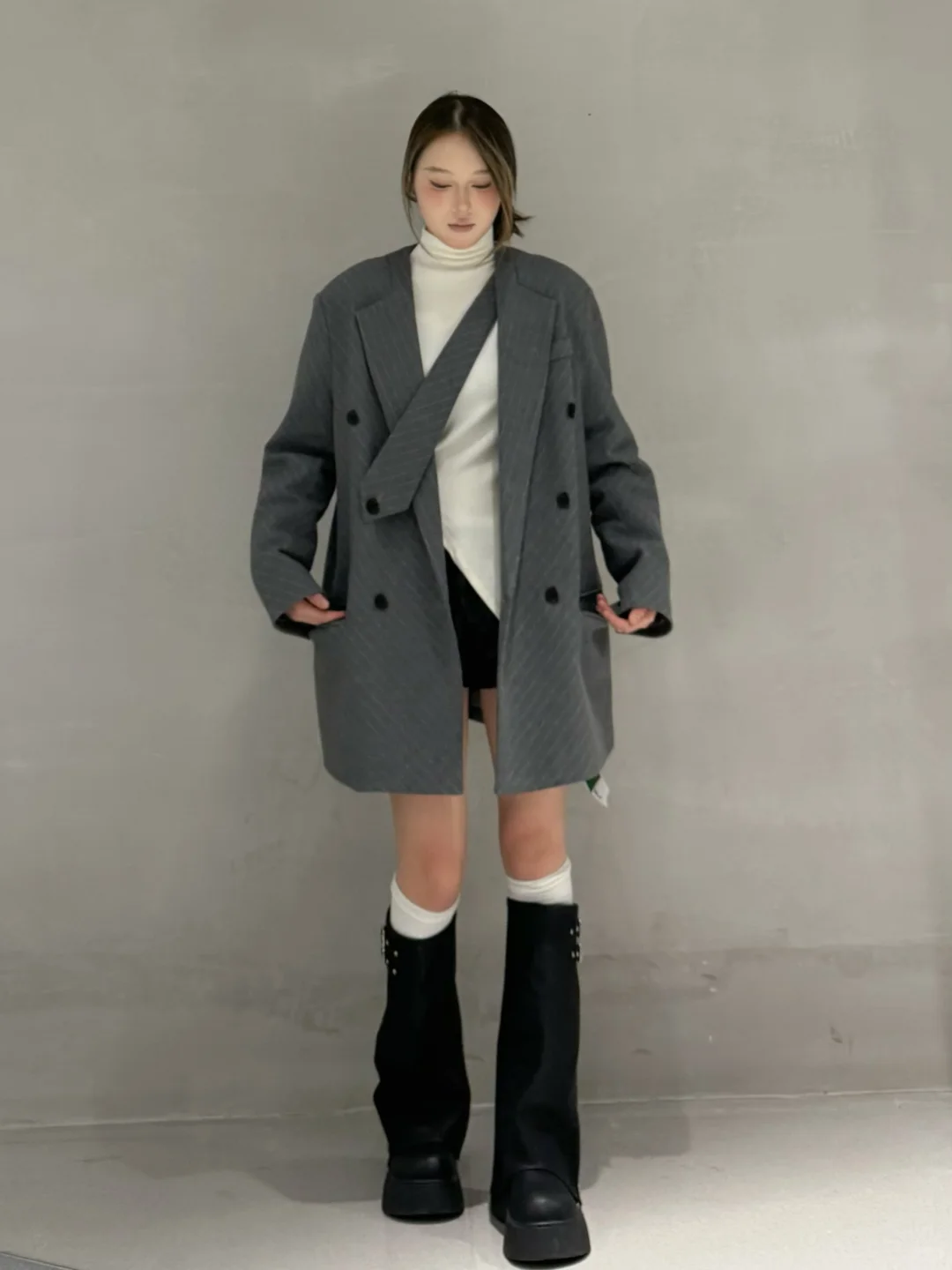 职场Outfits?｜充满高智感的格雷系西装?️