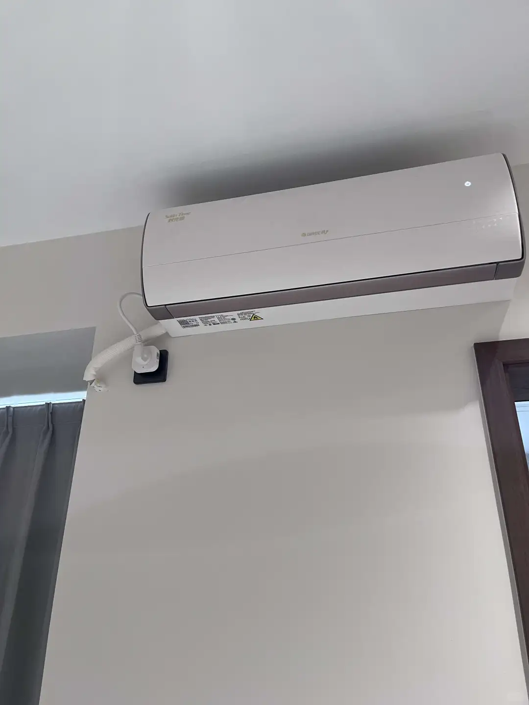 男朋友研究全屋智能后，我的生活都变了...