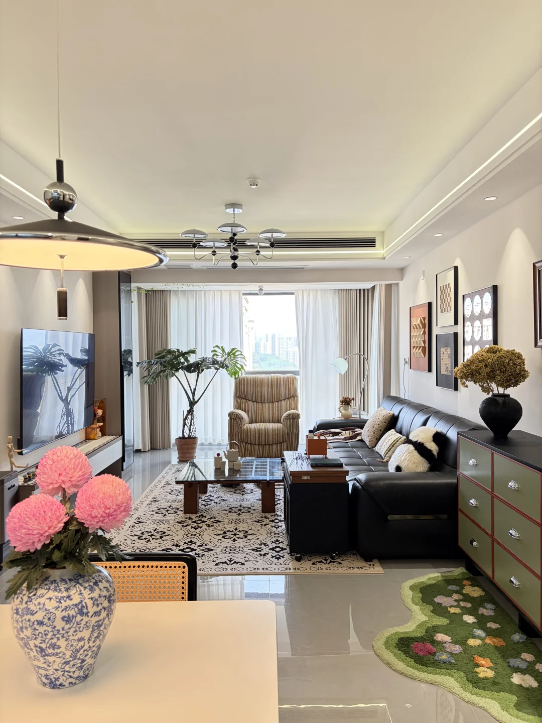 85㎡小户型，客餐厅一体就这样布置吧～