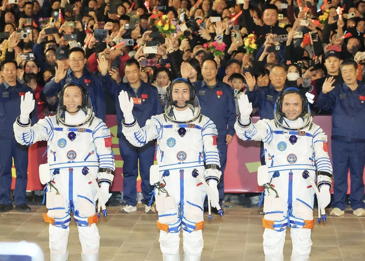 今夜23:44,共赴星辰之约!神舟二十一