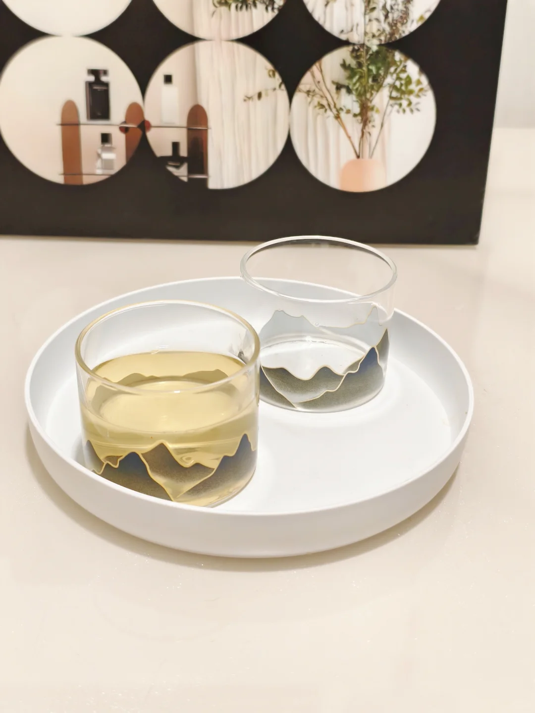 会感温变色的茶杯