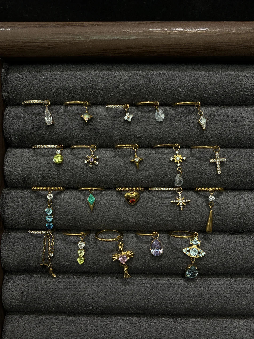 分享一下我的宝藏钛合金耳坠✨美鼠了～